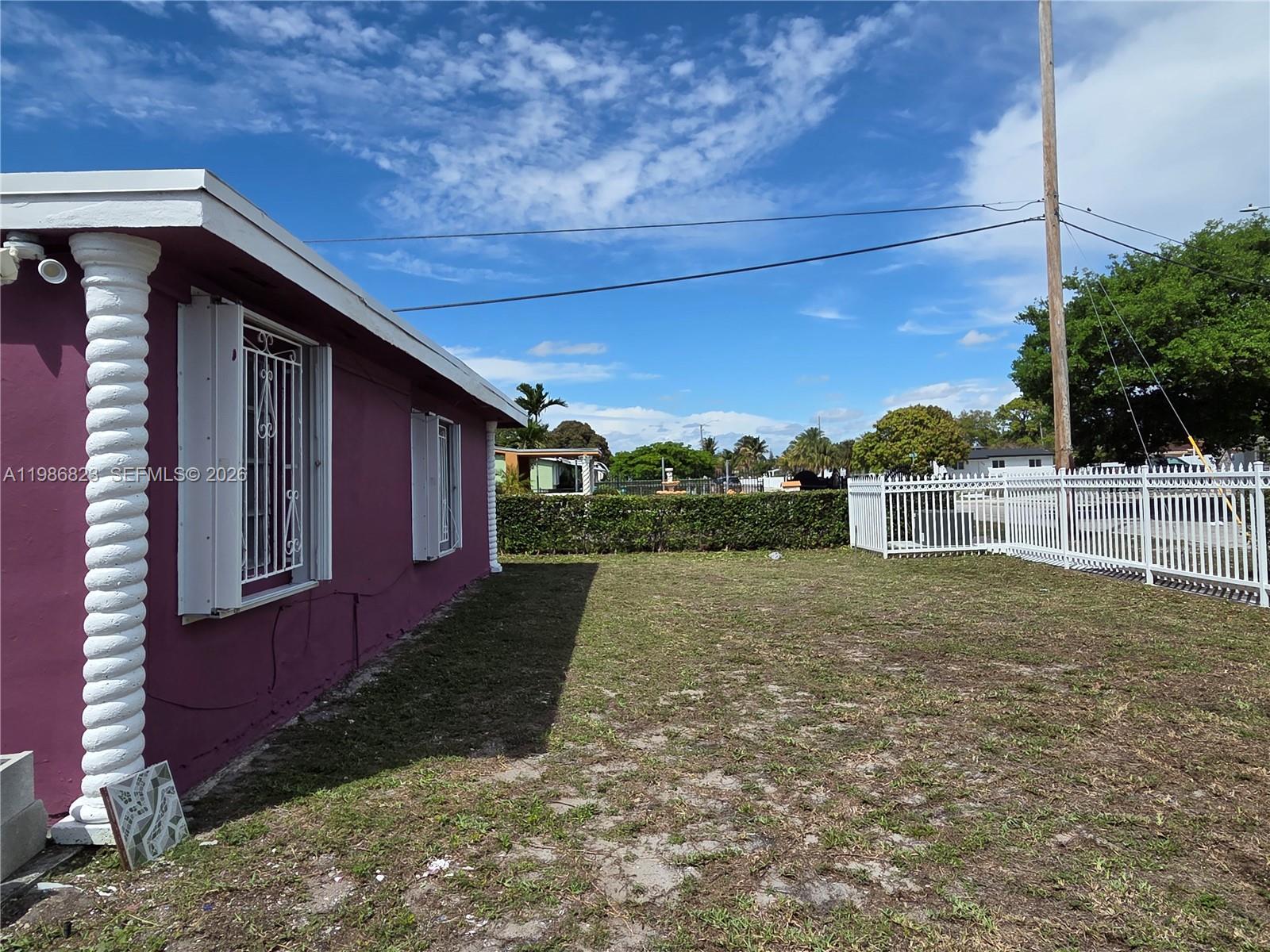 3061 NW 83rd Ter Miami, FL 33147