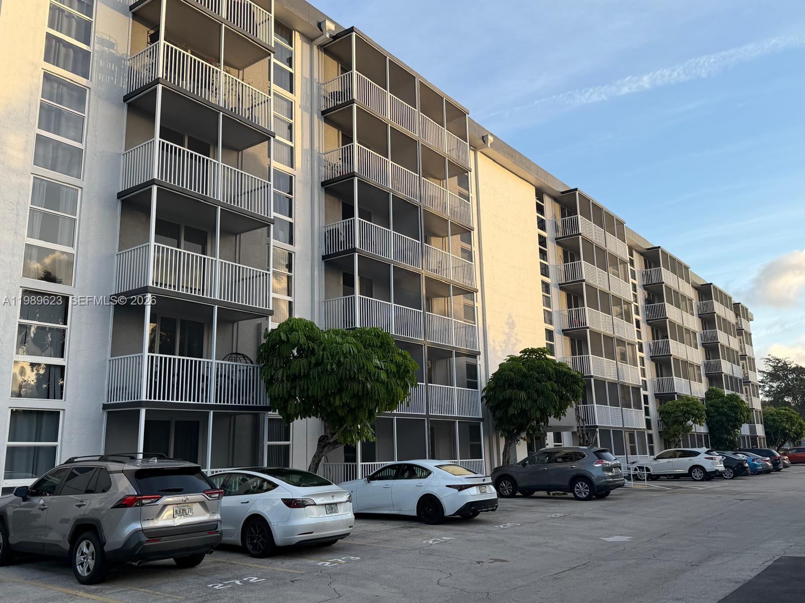 16950 W Dixie Hwy A-228 Hwy #A228