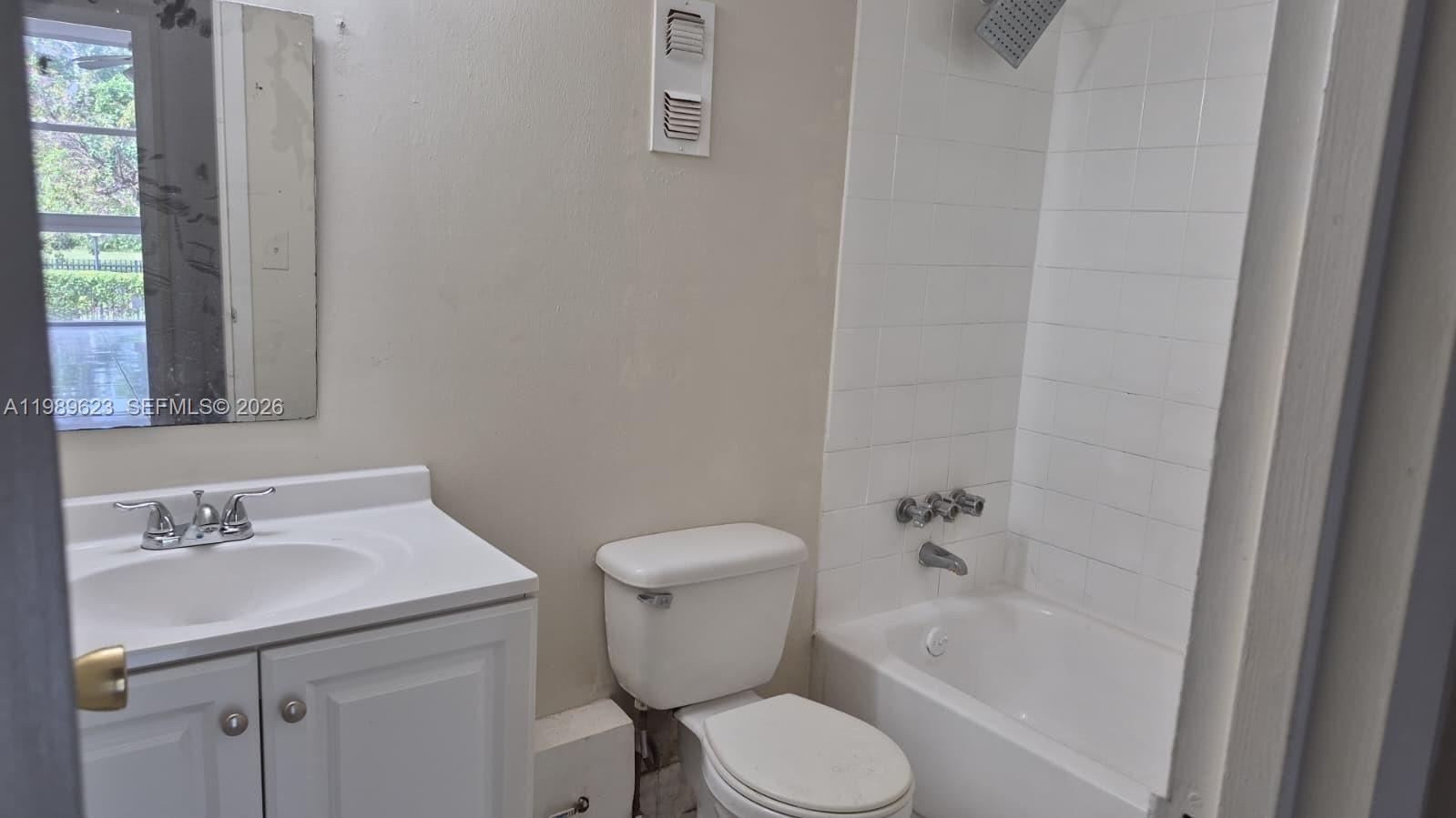 16950 W Dixie Hwy A-228 Hwy #A228 North Miami Beach, FL 33160