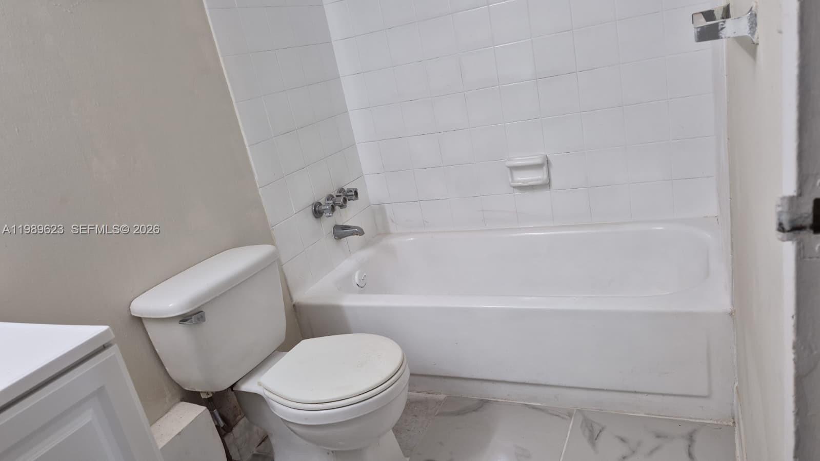 16950 W Dixie Hwy A-228 Hwy #A228 North Miami Beach, FL 33160