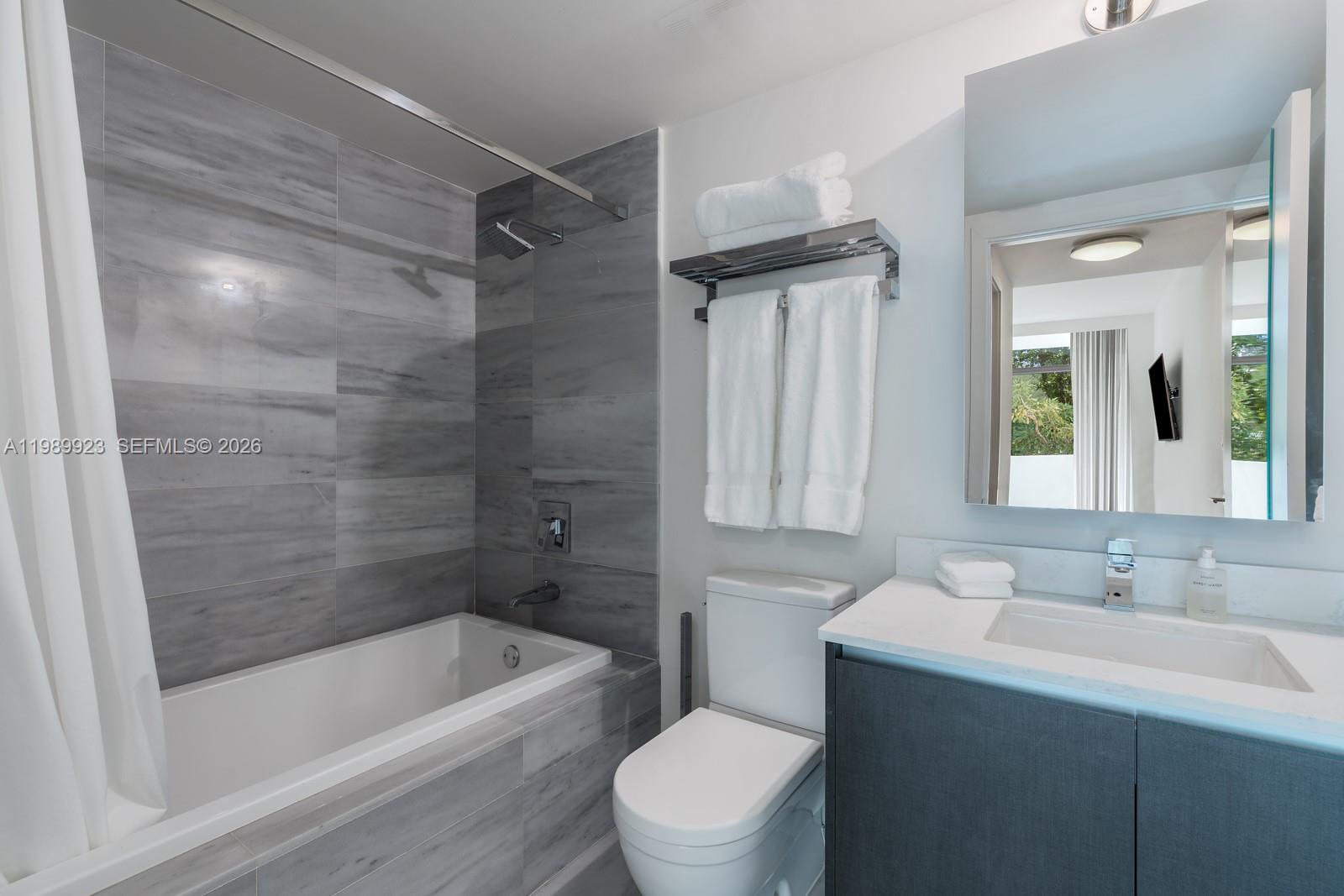 image Palau Sunset Harbour12