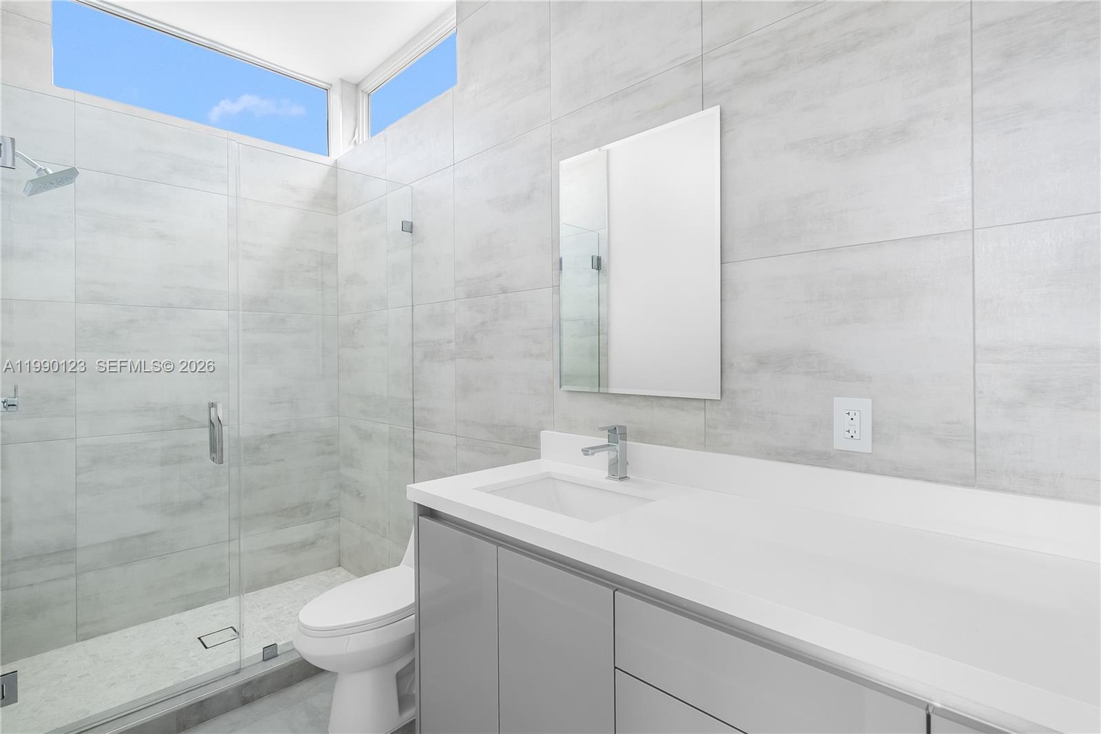 9895 NW 26th St Doral, FL 33172