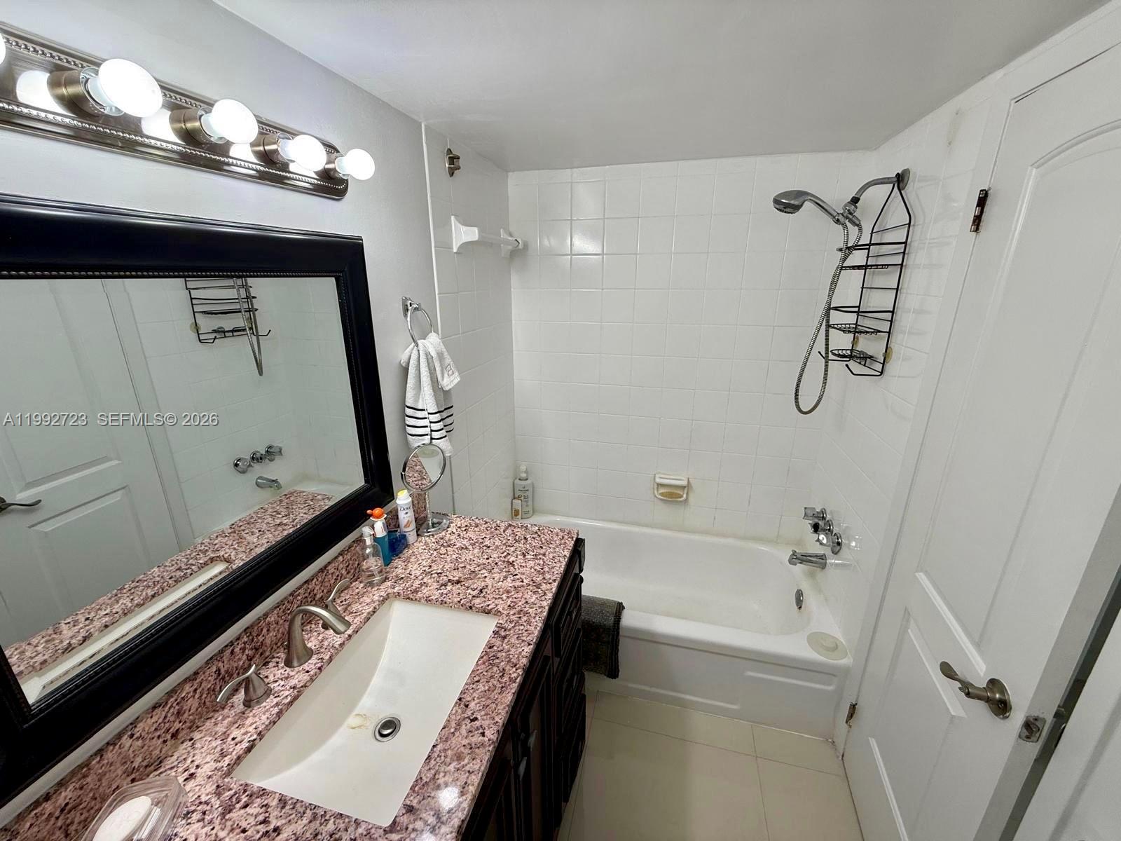 2780 NE 183rd St #2107 Aventura, FL 33160