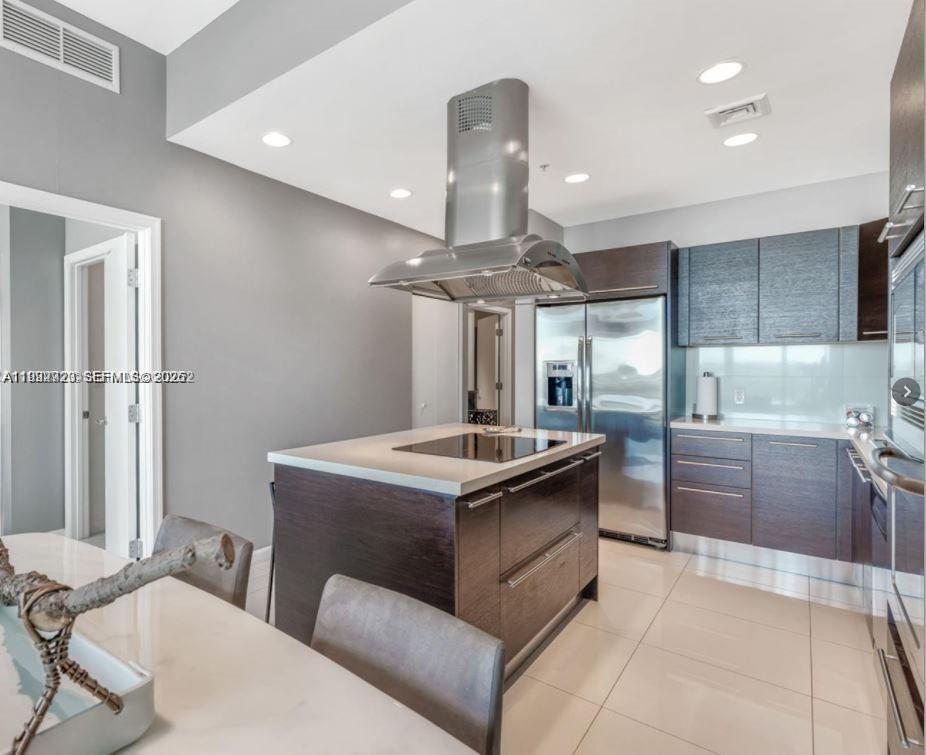 7930 East Dr #DR North Bay Village, FL 33141