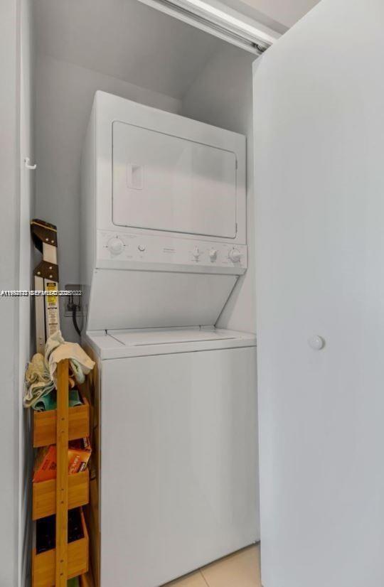 7930 East Dr #DR North Bay Village, FL 33141