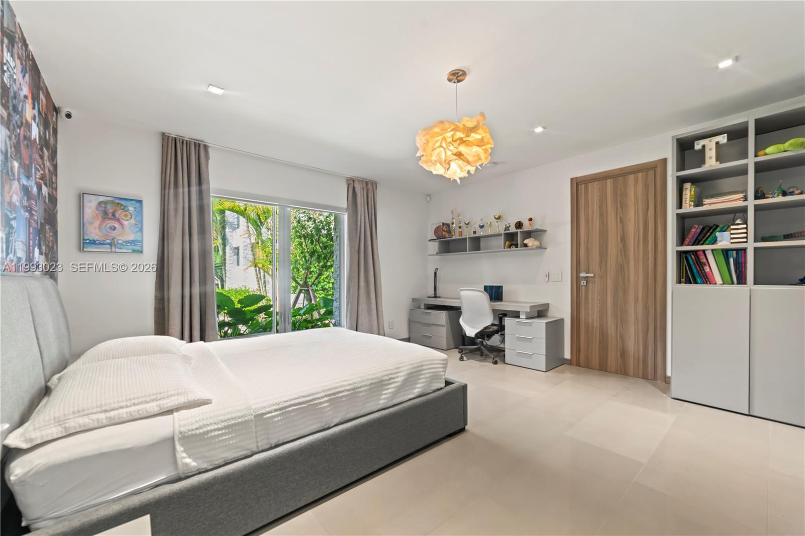 9301 N Bayshore Dr Miami Shores, FL 33138