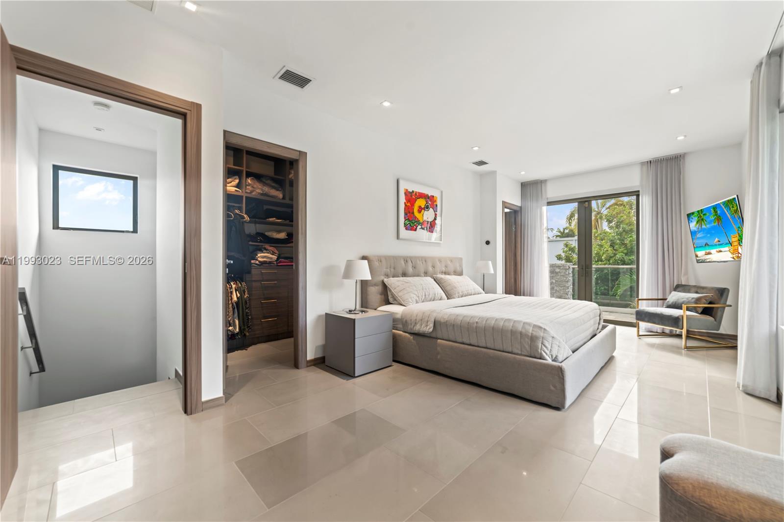 9301 N Bayshore Dr Miami Shores, FL 33138