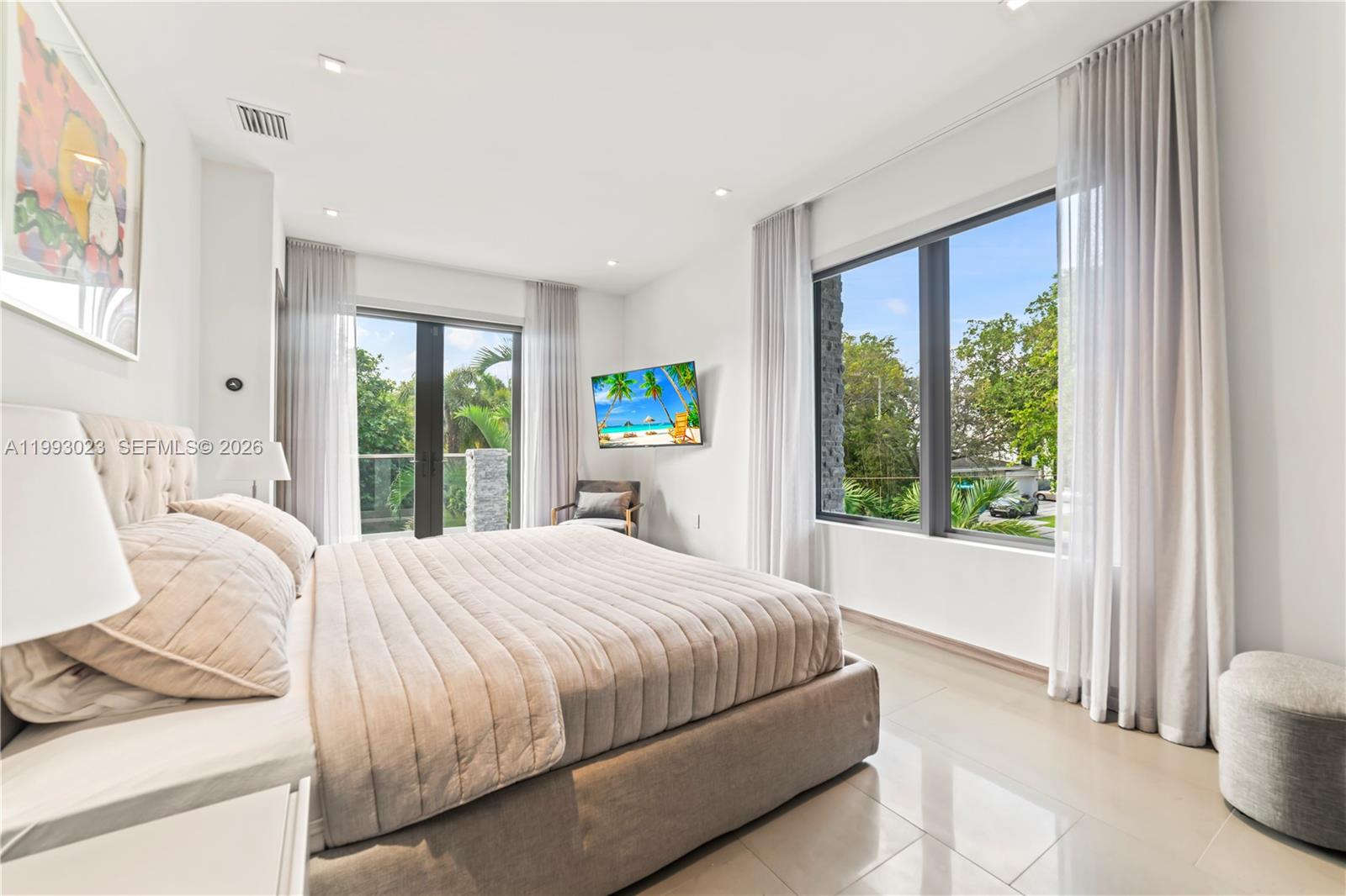 9301 N Bayshore Dr Miami Shores, FL 33138