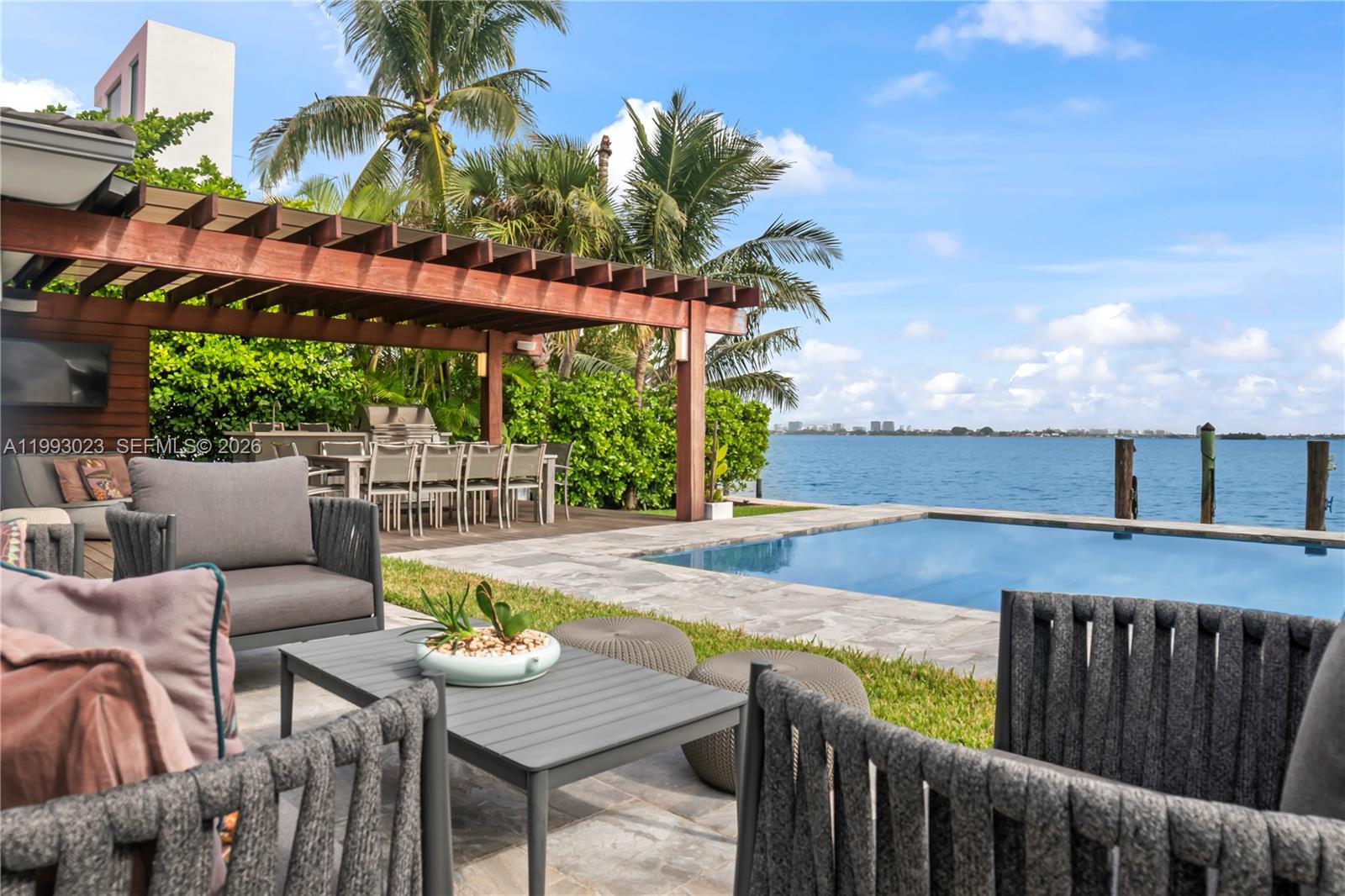 9301 N Bayshore Dr Miami Shores, FL 33138