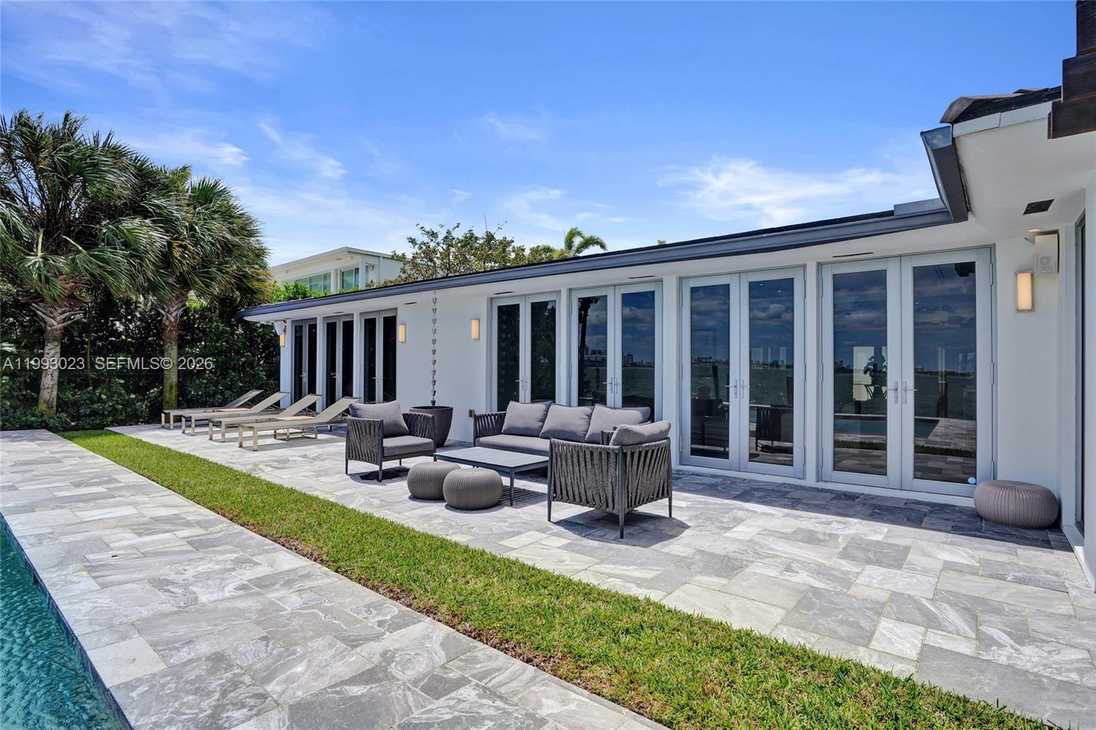 9301 N Bayshore Dr Miami Shores, FL 33138