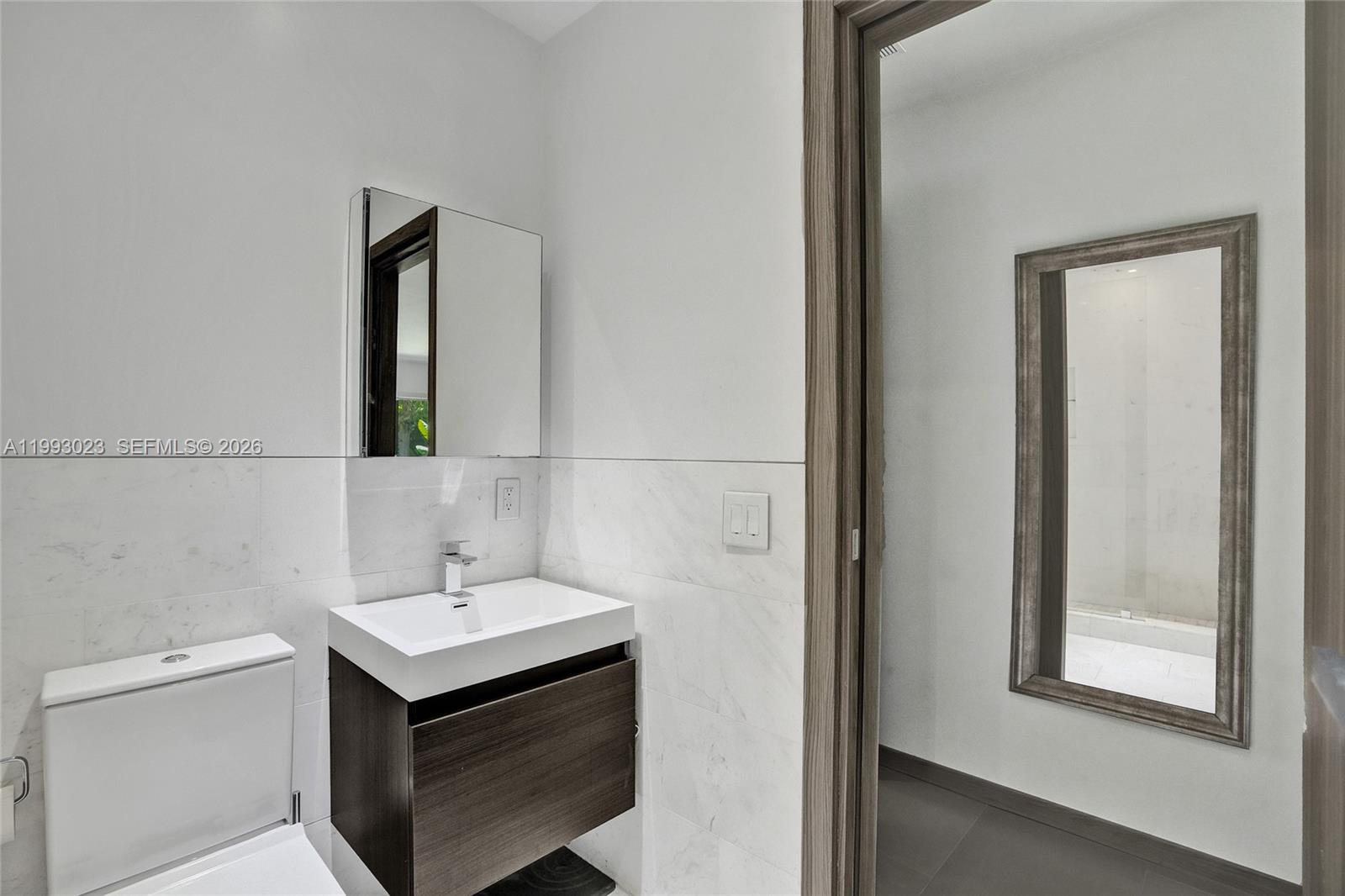 9301 N Bayshore Dr Miami Shores, FL 33138