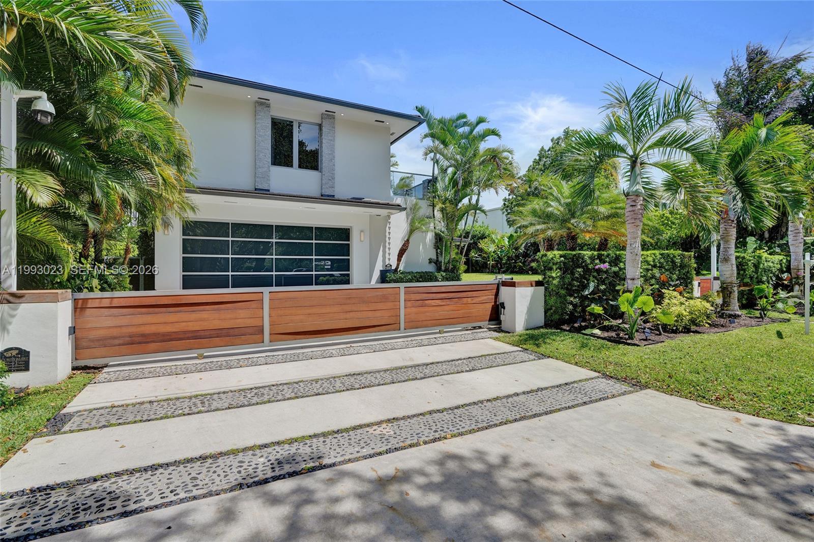 9301 N Bayshore Dr Miami Shores, FL 33138