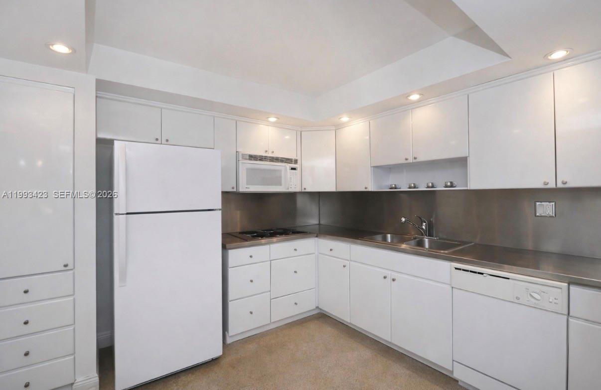 1623 Collins Ave #318 Miami Beach, FL 33139