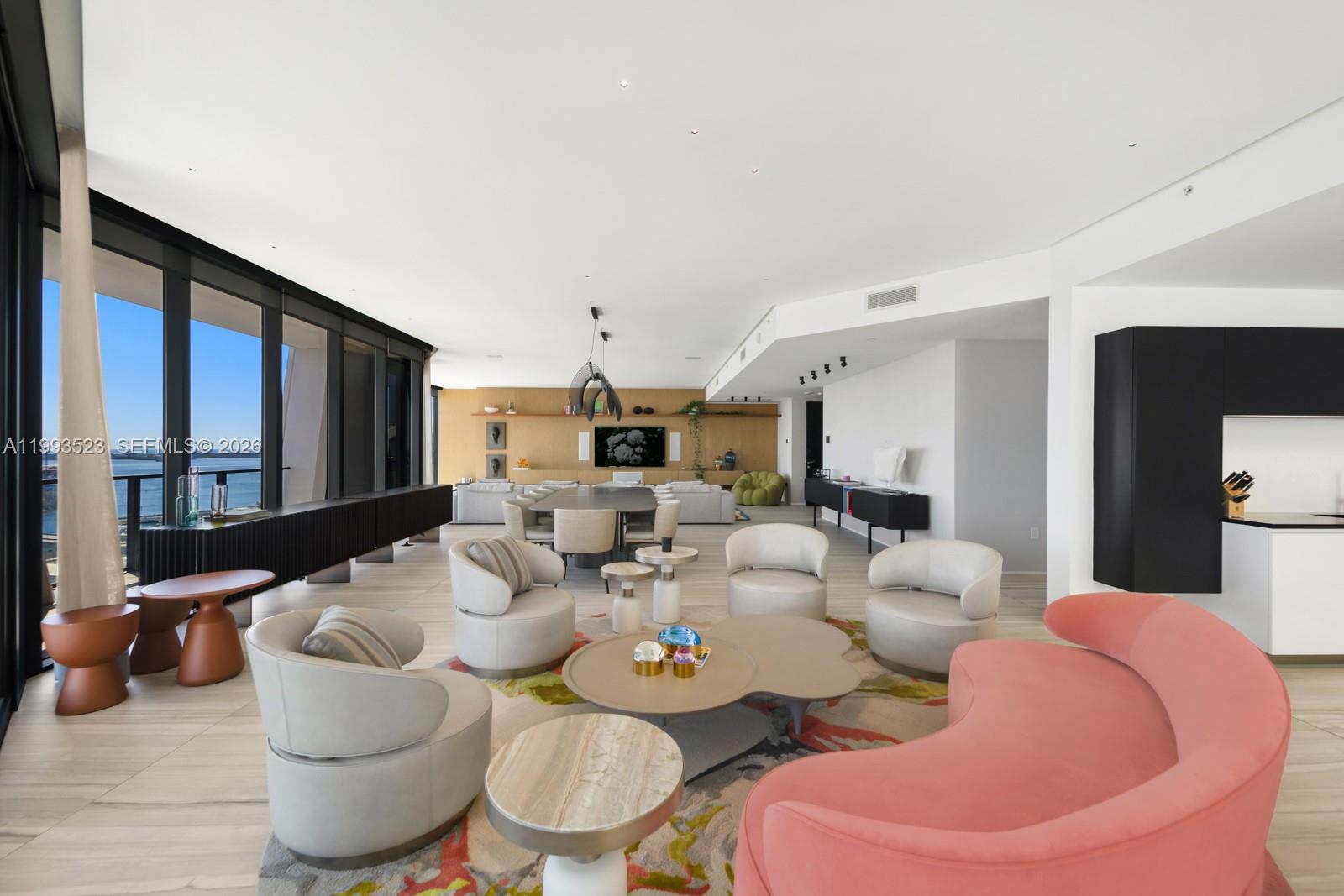 1000 Biscayne Blvd #2702 Miami, FL 33132