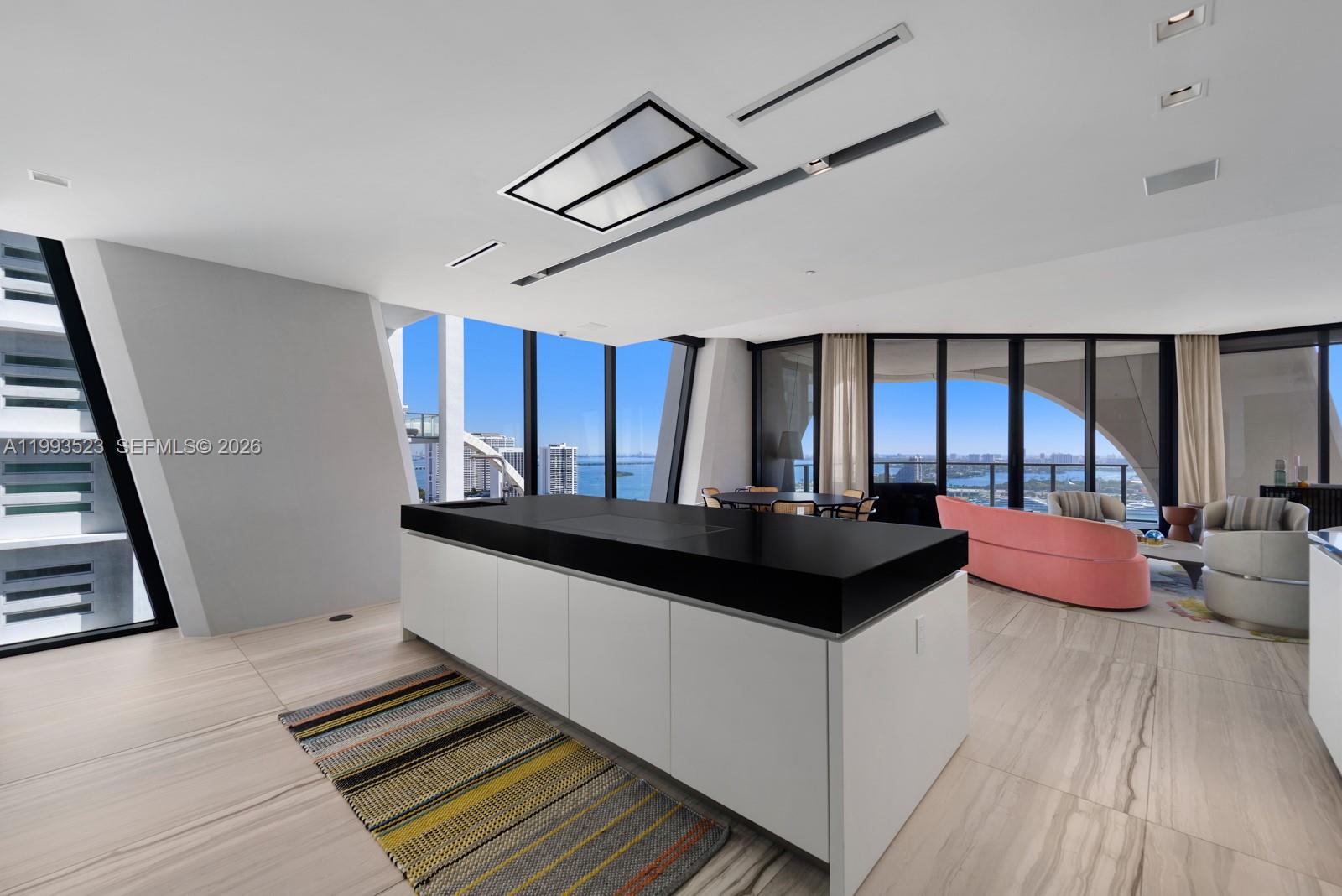 1000 Biscayne Blvd #2702 Miami, FL 33132