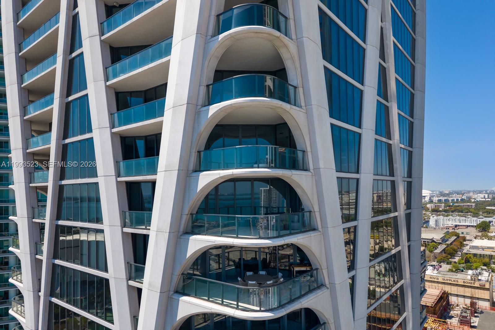 1000 Biscayne Blvd #2702 Miami, FL 33132