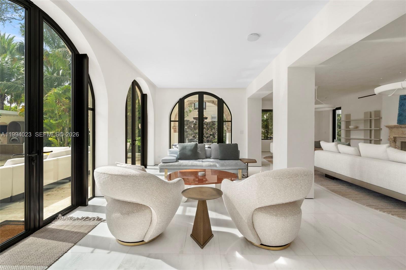 3681 Flamingo Dr Miami Beach, FL 33140