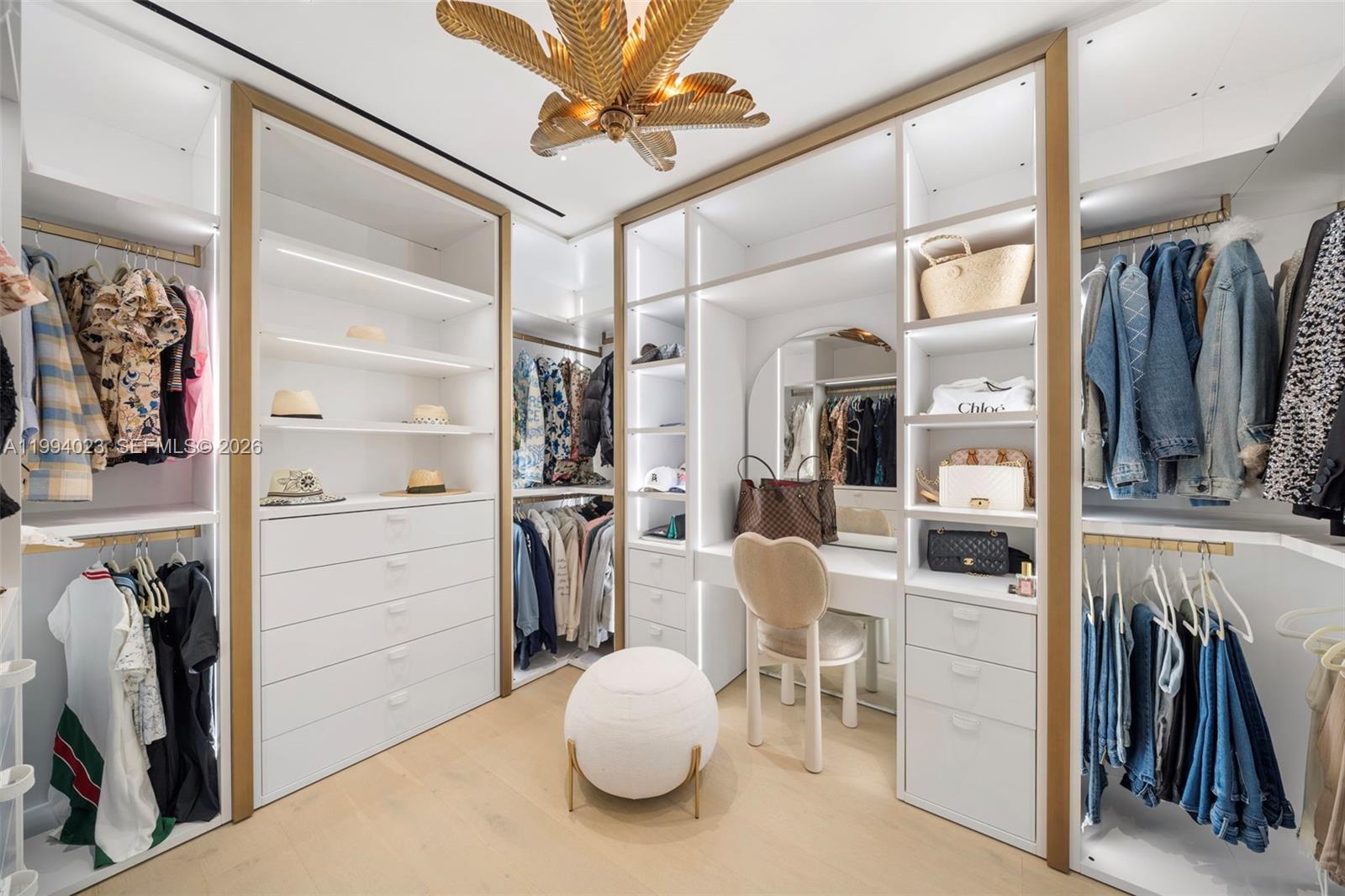 3681 Flamingo Dr Miami Beach, FL 33140