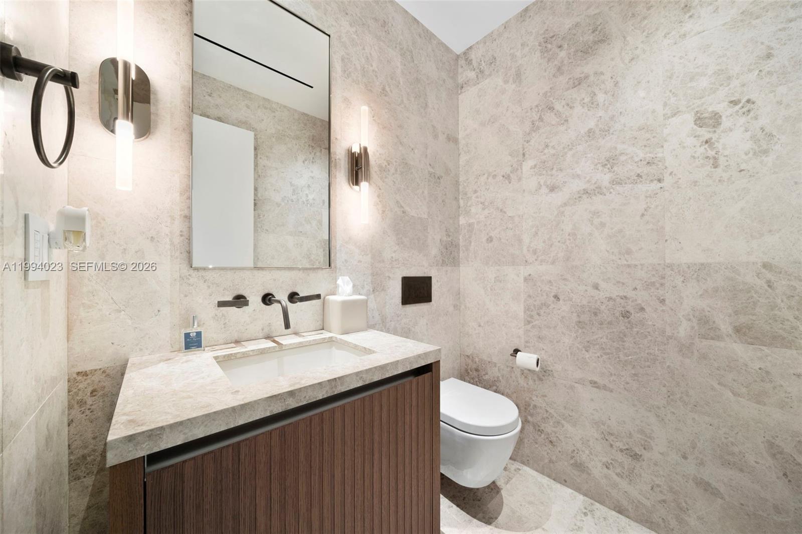 3681 Flamingo Dr Miami Beach, FL 33140