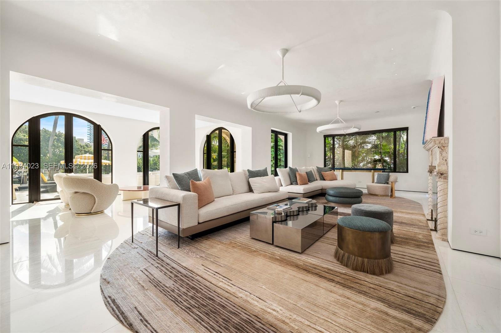 3681 Flamingo Dr Miami Beach, FL 33140