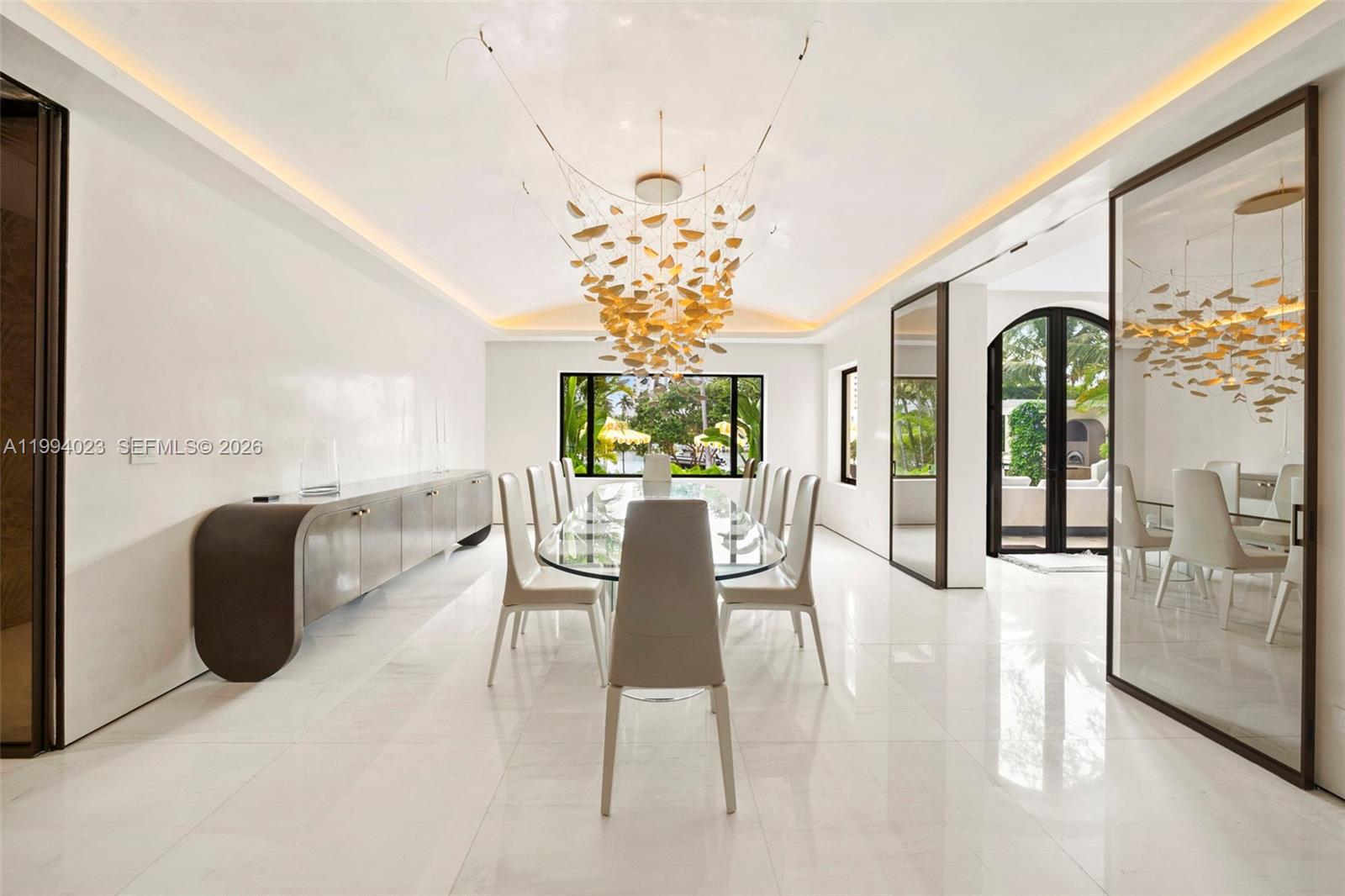 3681 Flamingo Dr Miami Beach, FL 33140