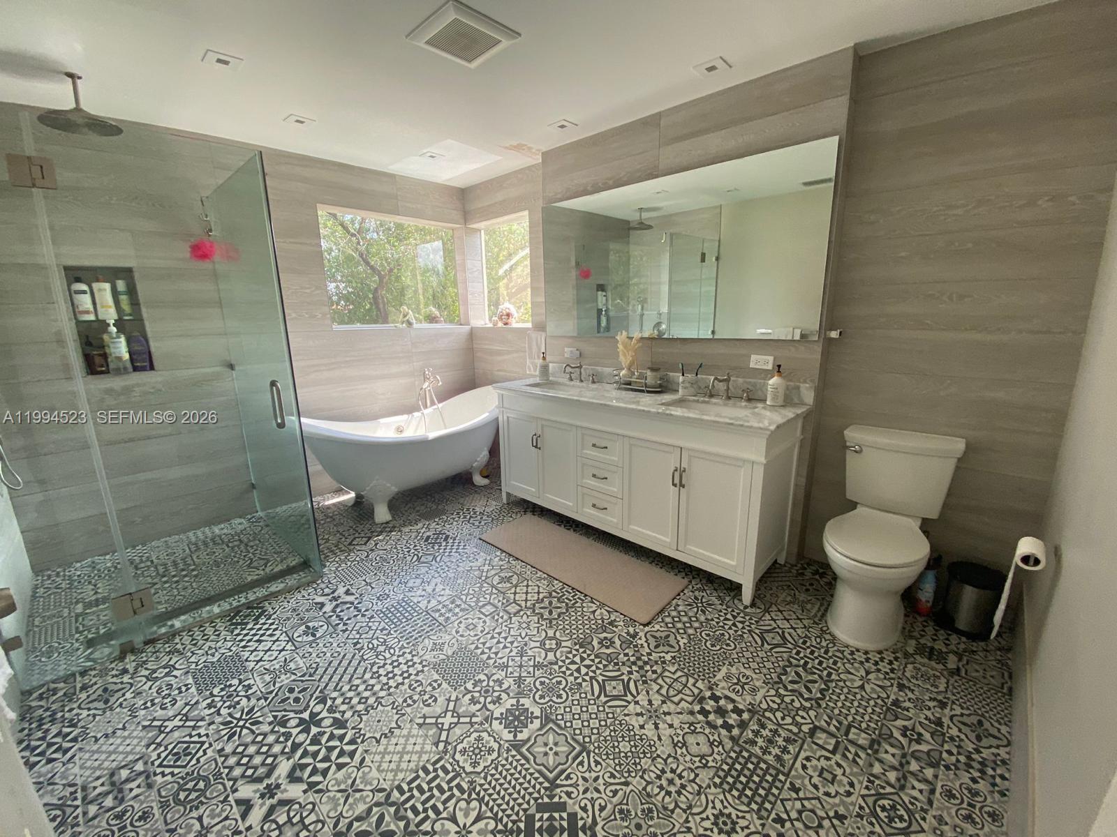 1607 SW 157th Ave Pembroke Pines, FL 33027