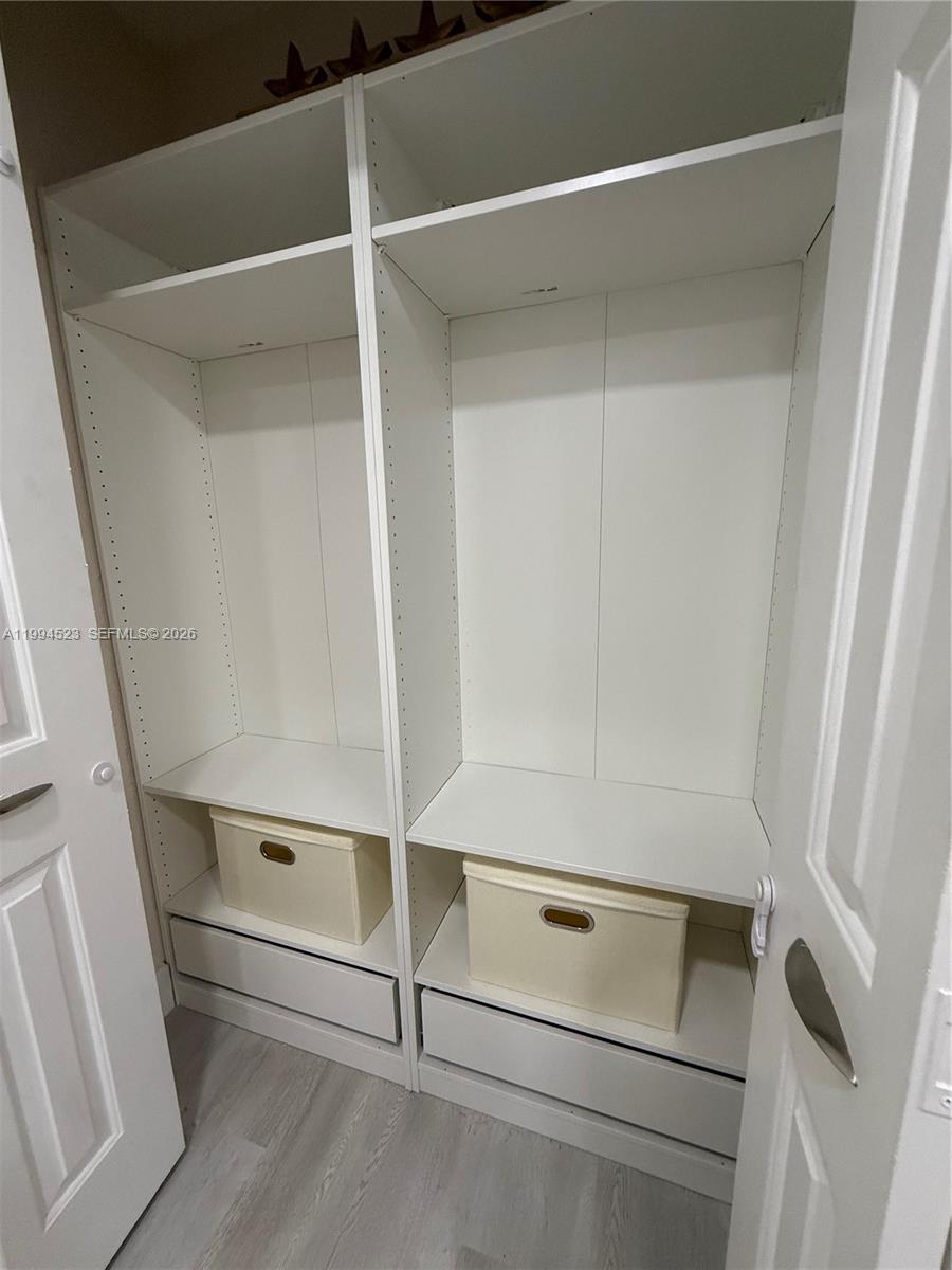 1607 SW 157th Ave Pembroke Pines, FL 33027