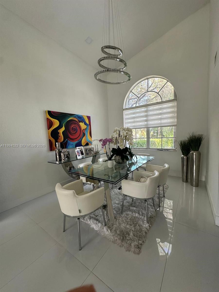 1607 SW 157th Ave Pembroke Pines, FL 33027