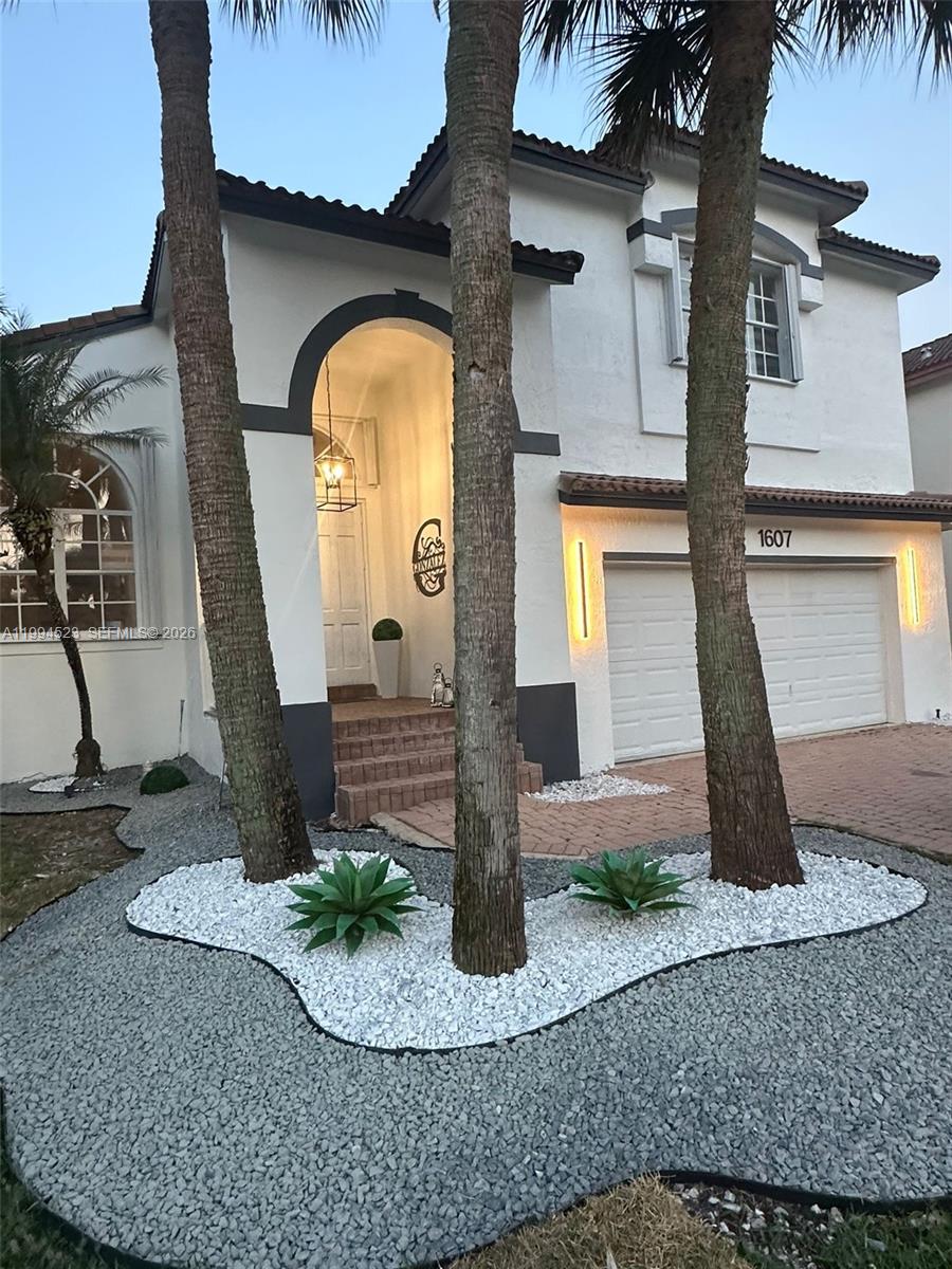 1607 SW 157th Ave Pembroke Pines, FL 33027