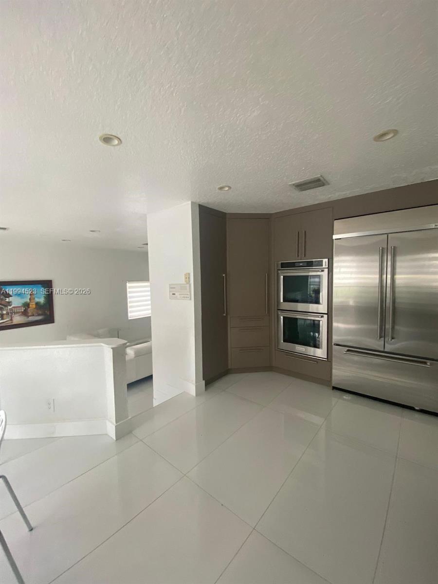 1607 SW 157th Ave Pembroke Pines, FL 33027