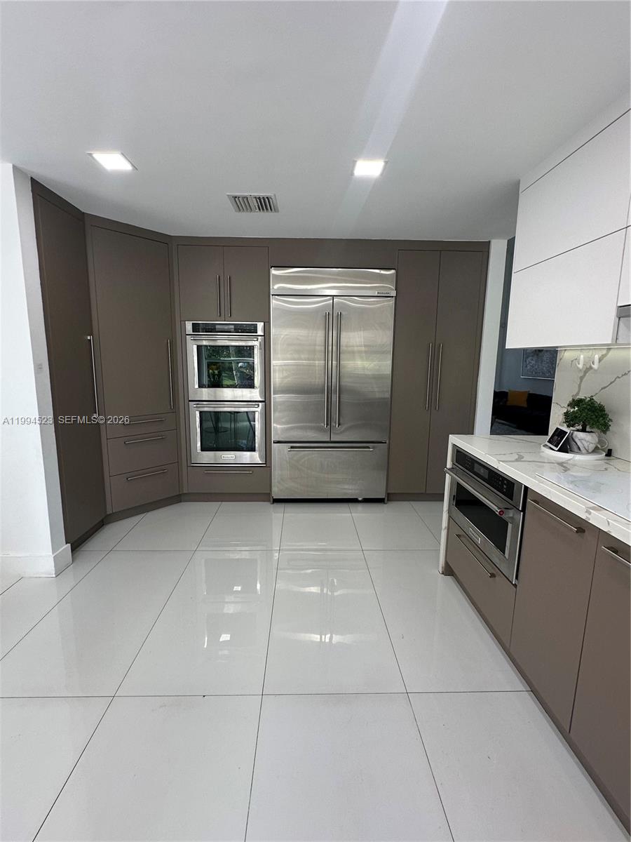 1607 SW 157th Ave Pembroke Pines, FL 33027