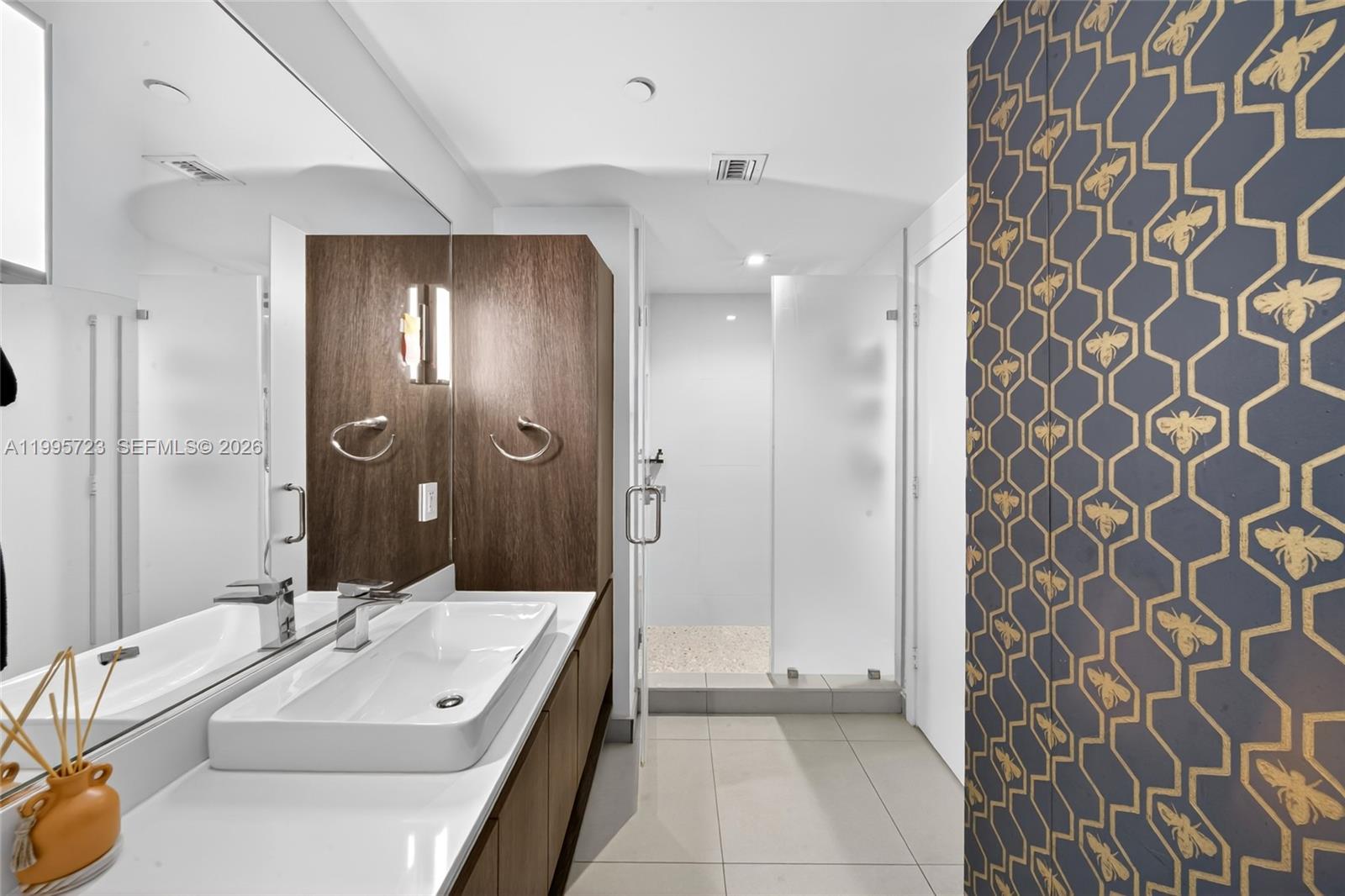 image One Bay Residences11