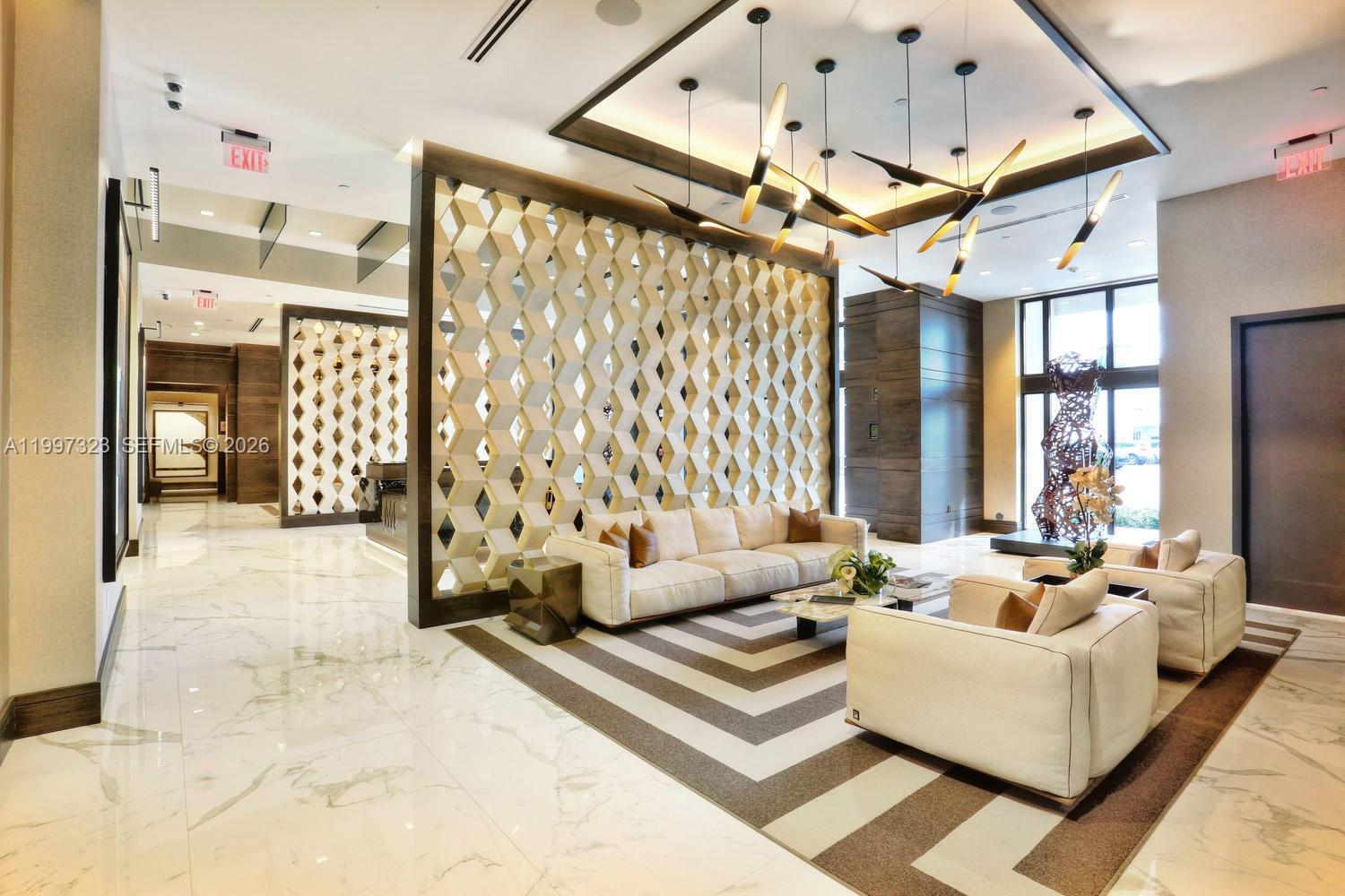 301 Altara Ave #LPH914 Coral Gables, FL 33146