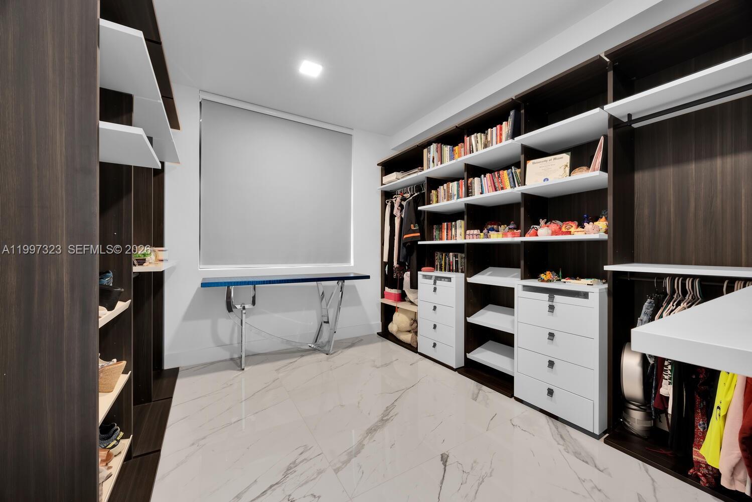 301 Altara Ave #LPH914 Coral Gables, FL 33146