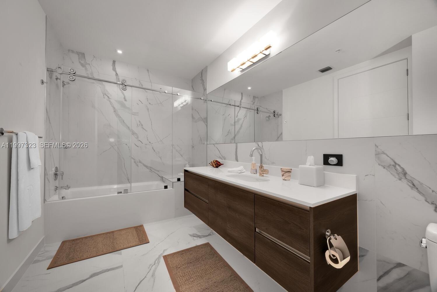 301 Altara Ave #LPH914 Coral Gables, FL 33146