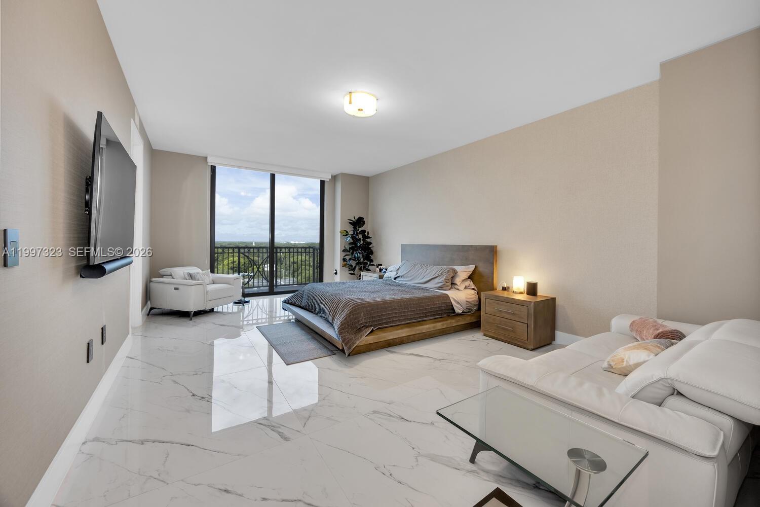 301 Altara Ave #LPH914 Coral Gables, FL 33146