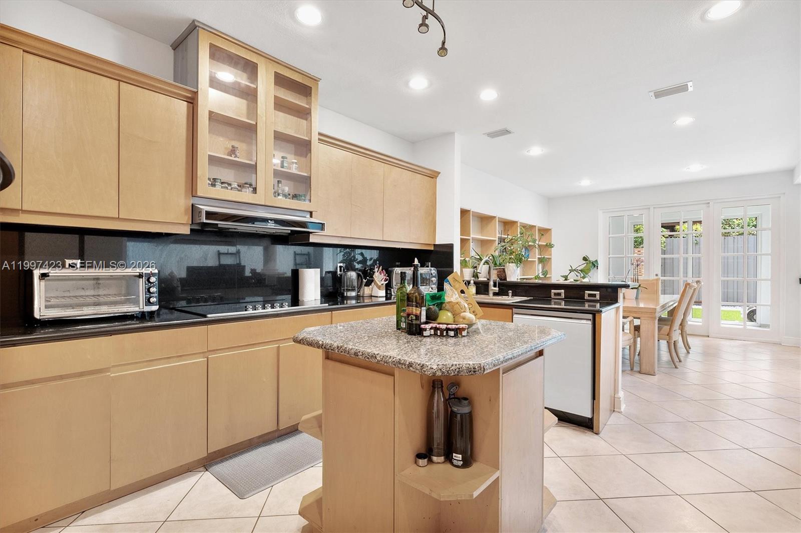 6720 SW 88th Ter Pinecrest, FL 33156