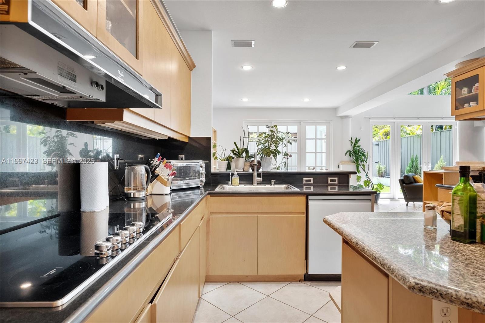 6720 SW 88th Ter Pinecrest, FL 33156