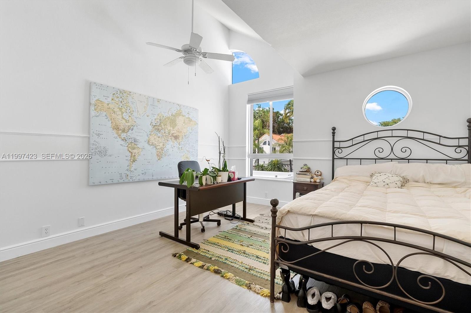 6720 SW 88th Ter Pinecrest, FL 33156