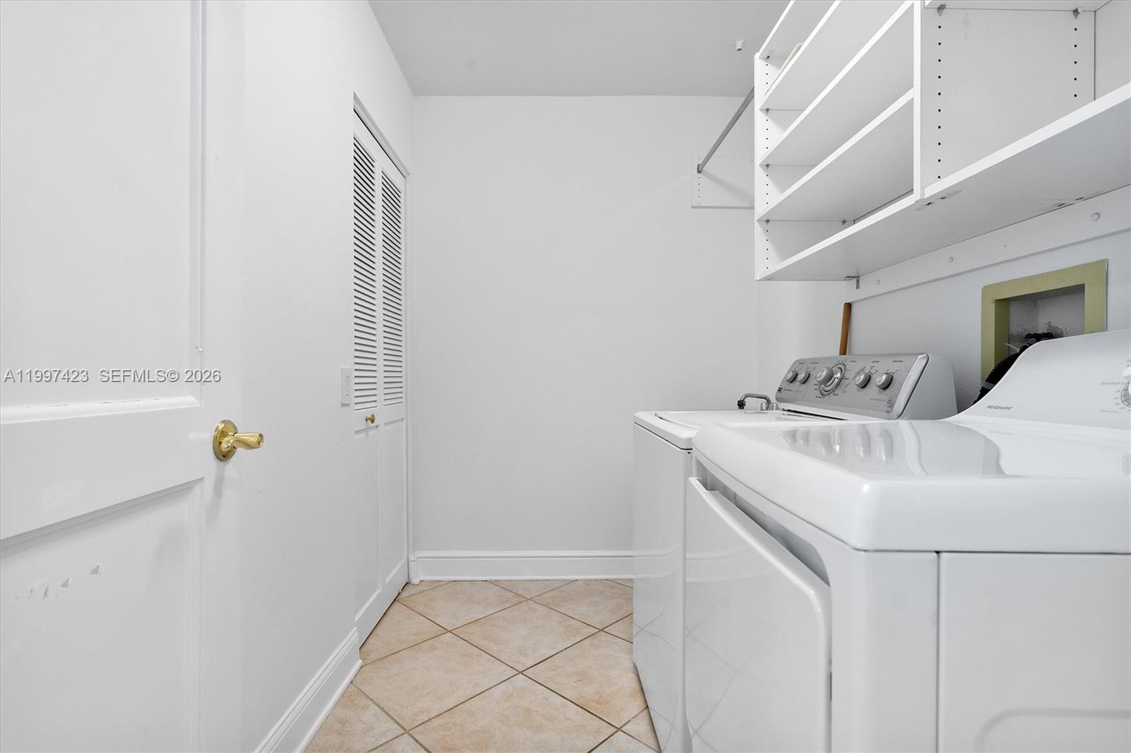 6720 SW 88th Ter Pinecrest, FL 33156