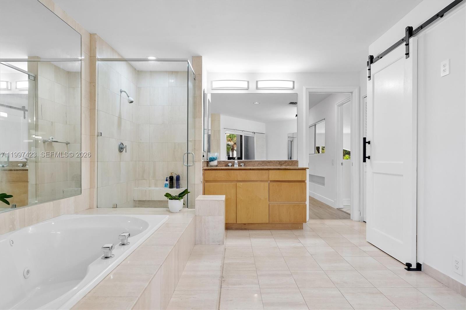 6720 SW 88th Ter Pinecrest, FL 33156