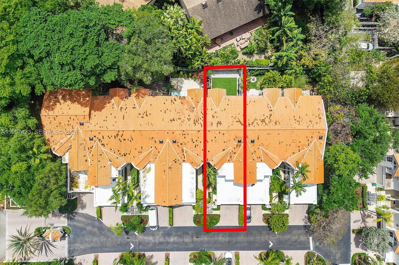 6720 SW 88th Ter Pinecrest, FL 33156