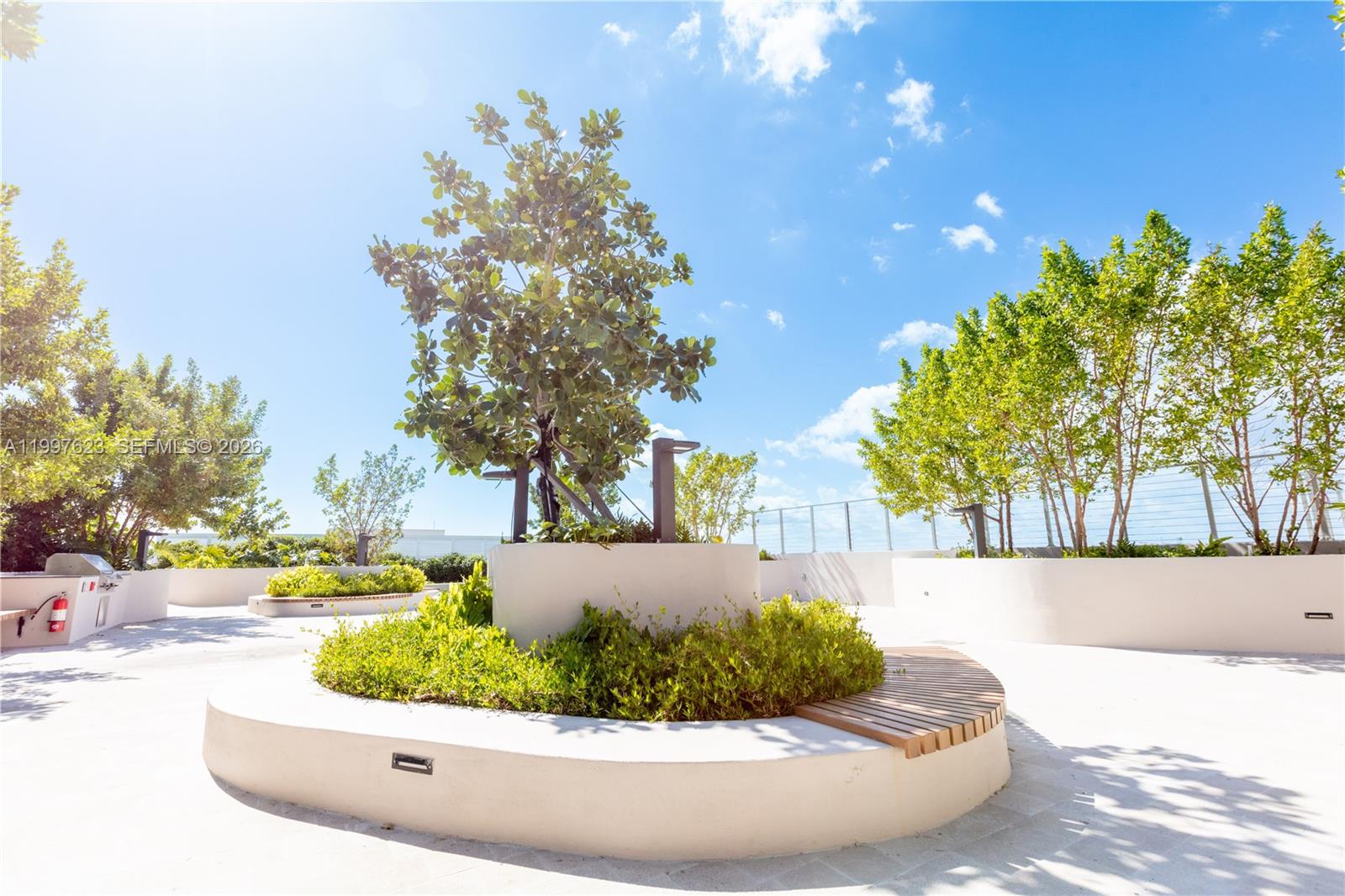 3034 Oak Ave #504 Coconut Grove, FL 33133