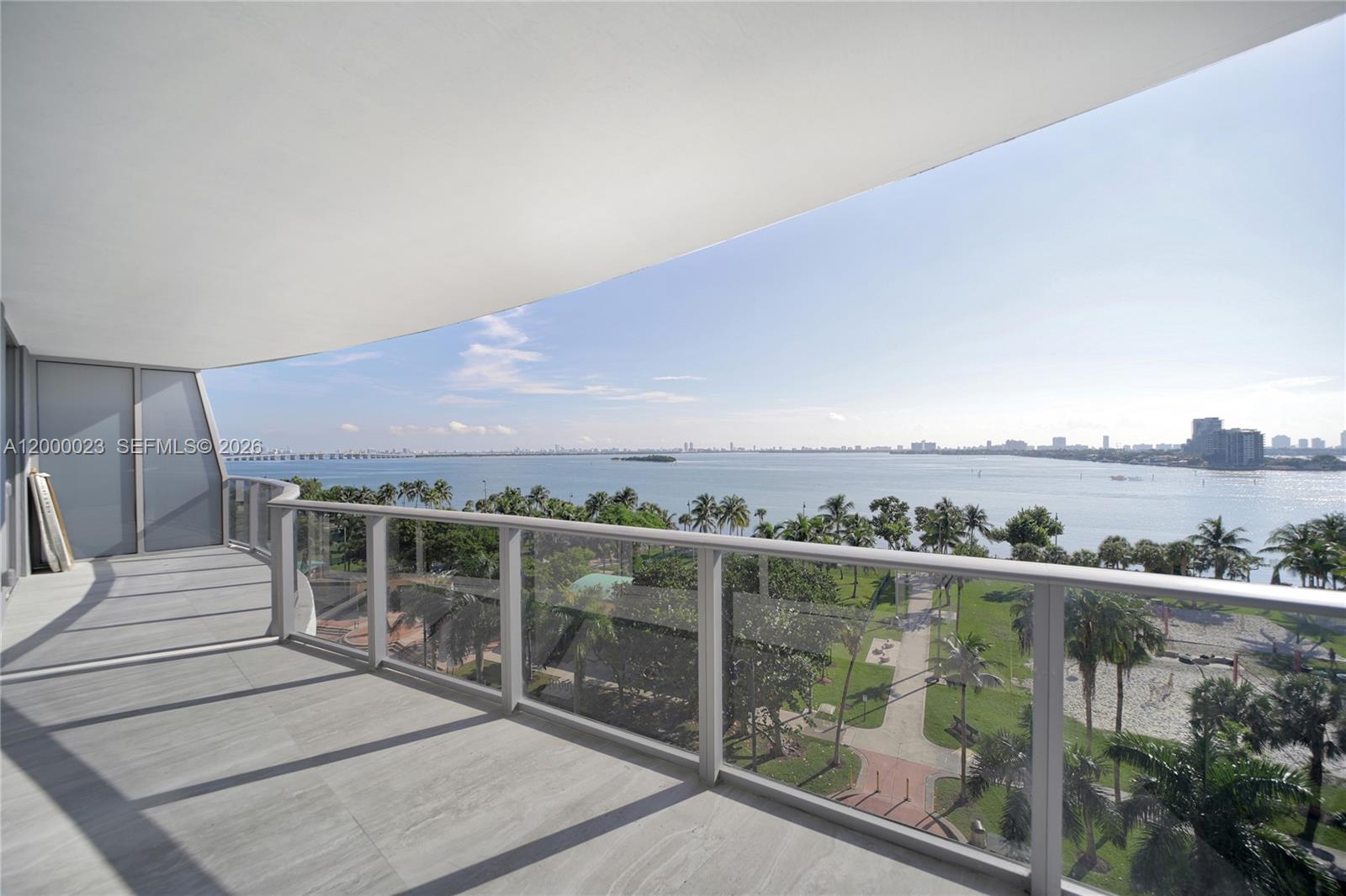 image Aria on the Bay12