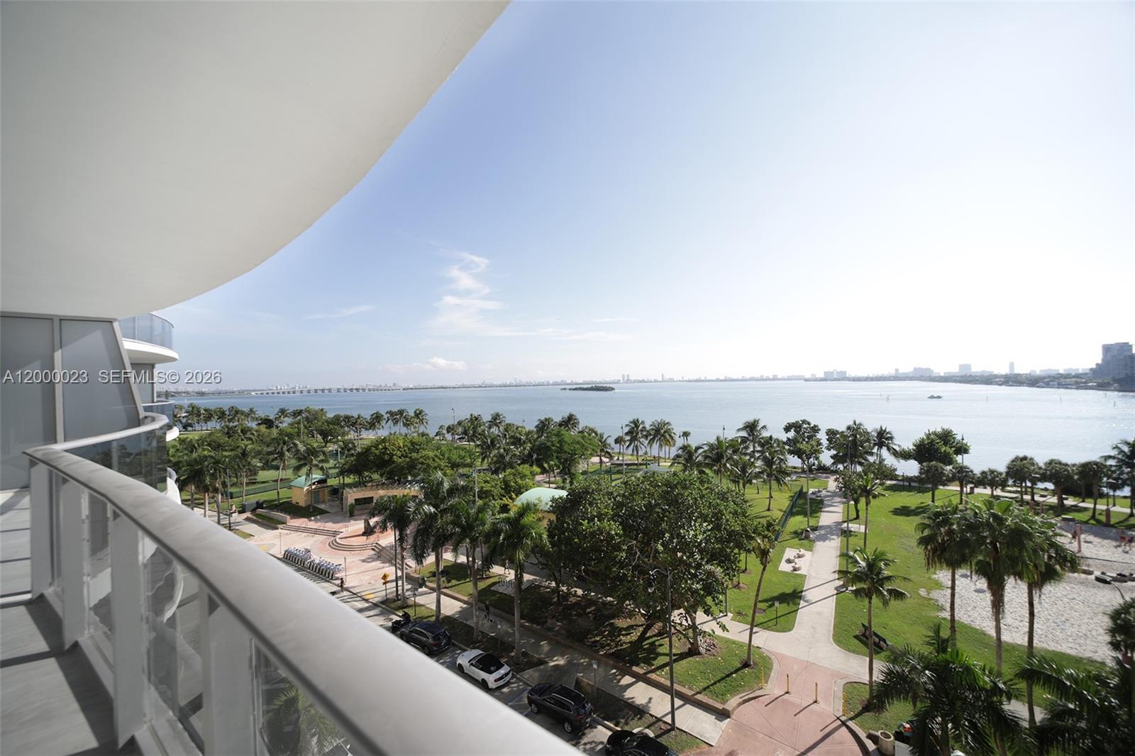 image Aria on the Bay13