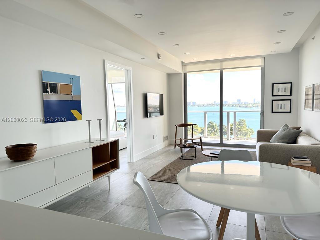 image Aria on the Bay4