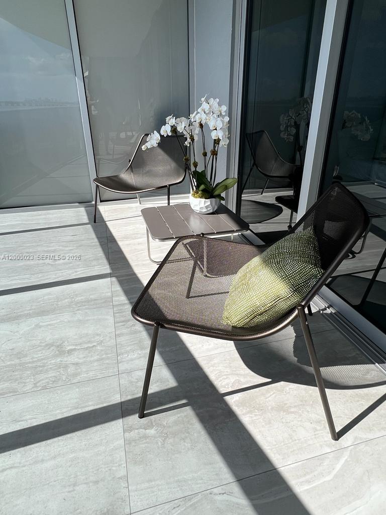 image Aria on the Bay8