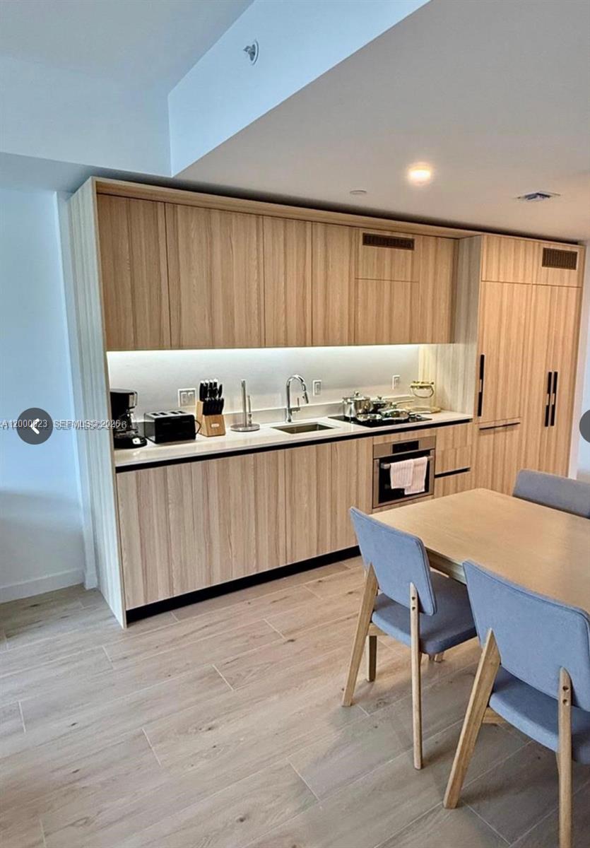 225 N North Miami Ave #212 Miami, FL 33128