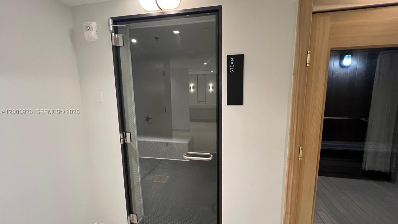 225 N North Miami Ave #212 Miami, FL 33128