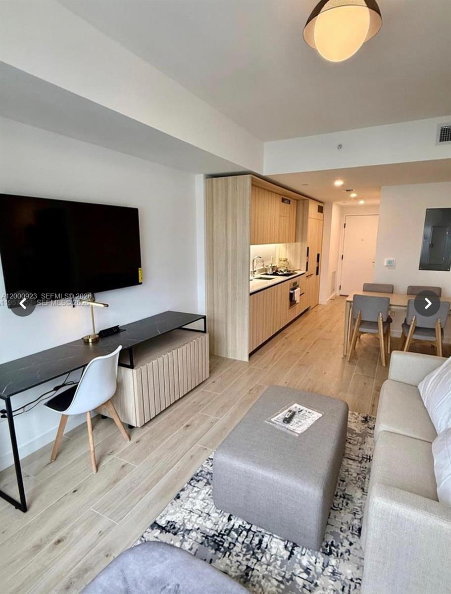 225 N North Miami Ave #212 Miami, FL 33128